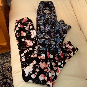 You get two pretty looking legacy leggings floral. Stretchy and comfy to wear.